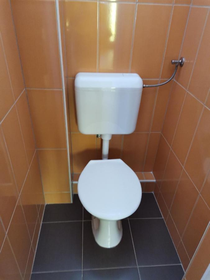 Appartement Roland Apartman à Balatonlelle Extérieur photo