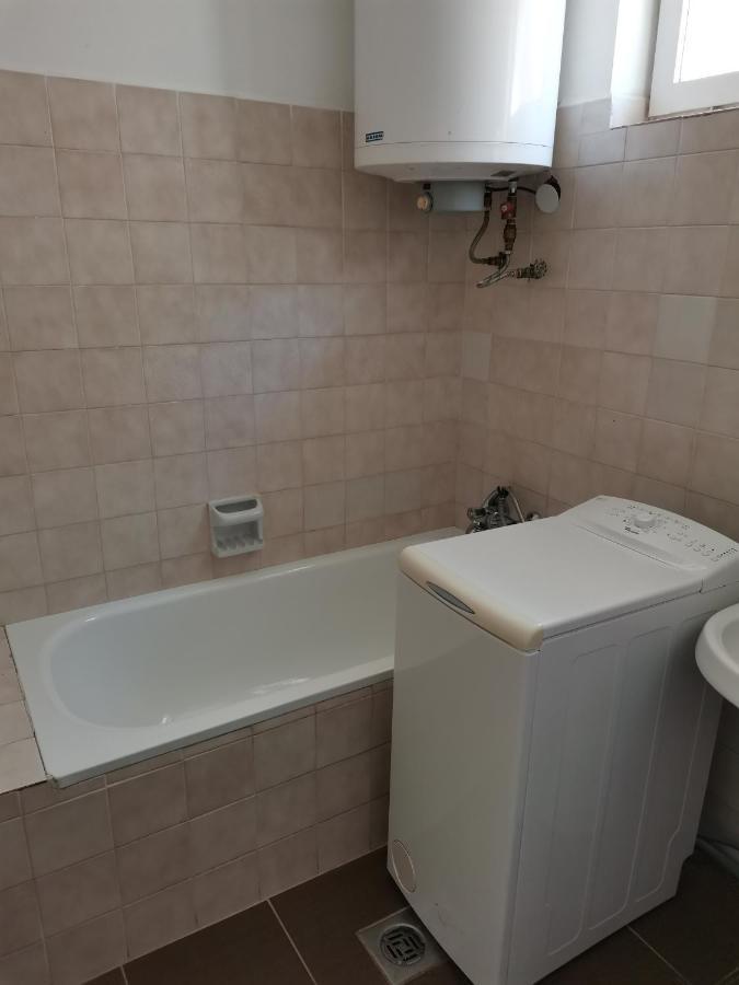 Appartement Roland Apartman à Balatonlelle Extérieur photo