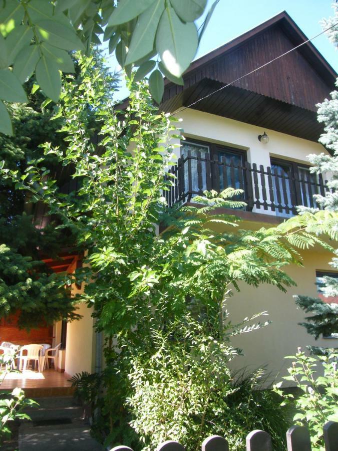 Appartement Roland Apartman à Balatonlelle Extérieur photo